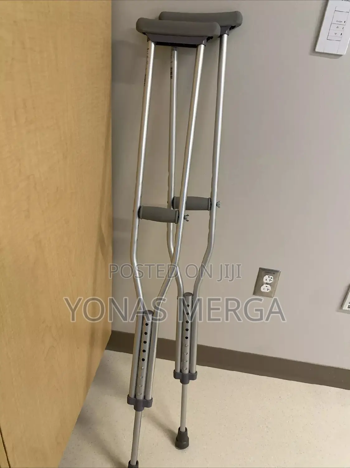 Crutche塚pair of Better Aluminum Crutches for Elderly疑cruthce