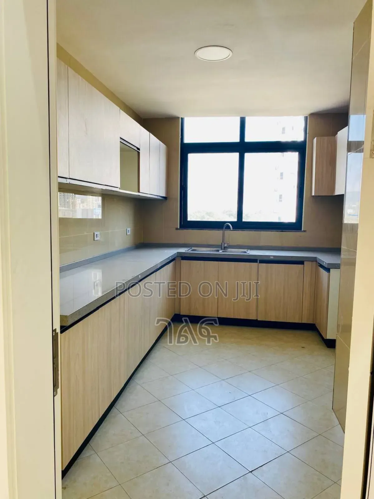 2bdrm Apartment in በታዋቂ አልሚ በጥራት የተገነባ, Bole for sale
