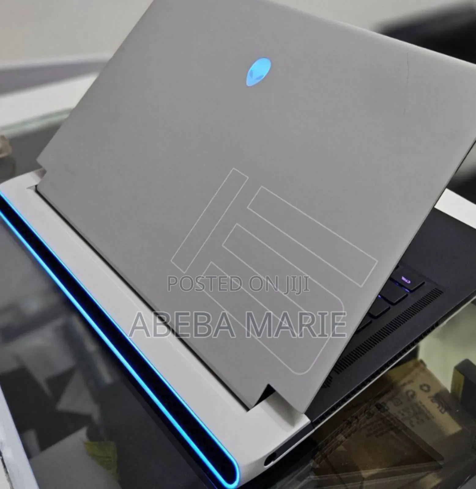 New Laptop Alienware M17x R2 32GB Intel Core I7 SSD 1T