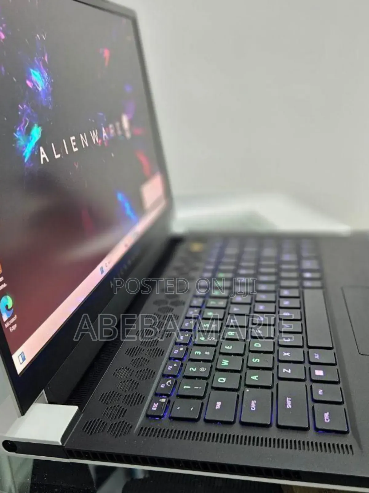 New Laptop Alienware M17x R2 32GB Intel Core I7 SSD 1T