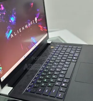 New Laptop Alienware M17x R2 32GB Intel Core I7 SSD 1T