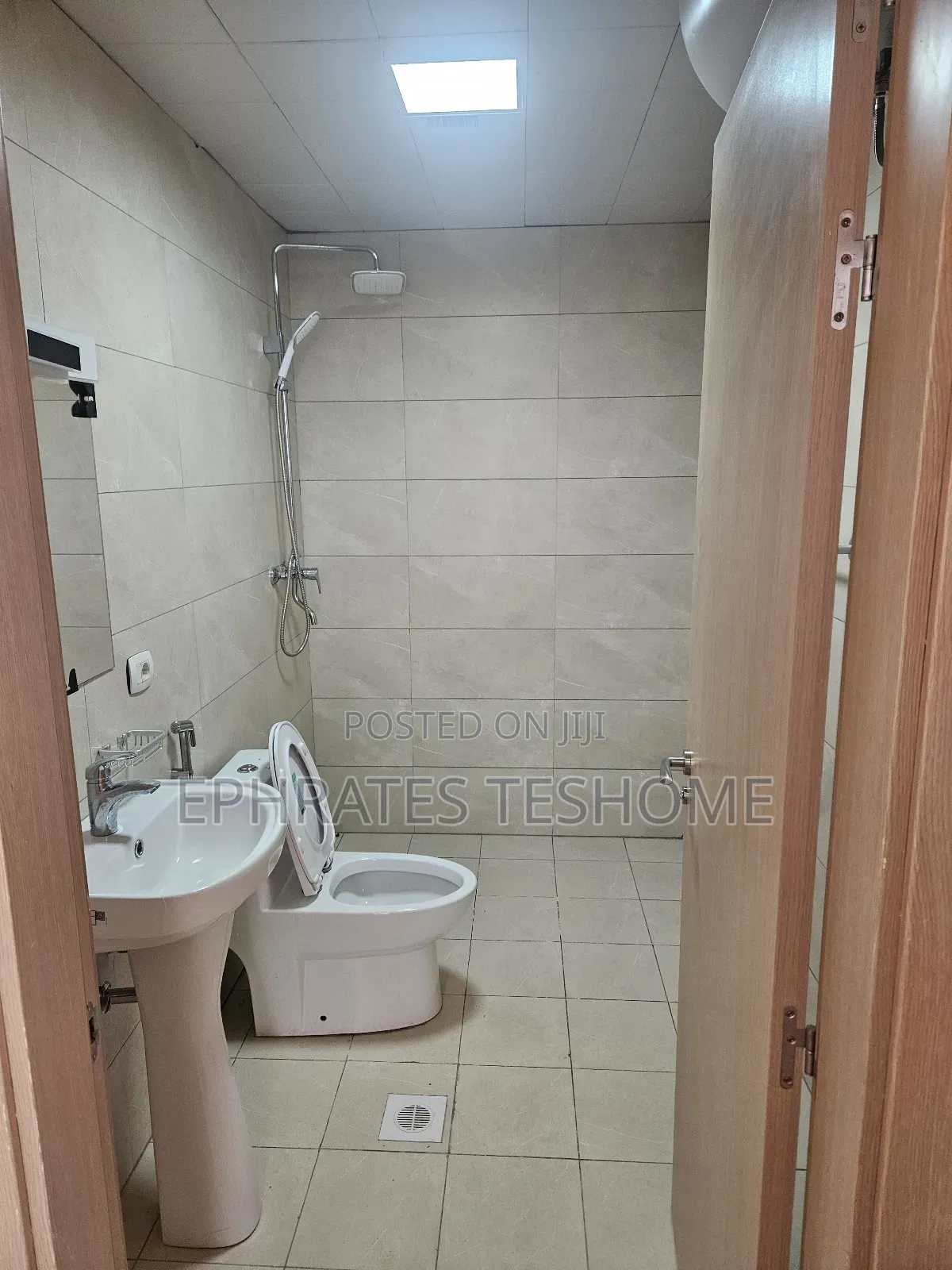 Furnished 3bdrm Apartment in Century Real State, Bole for sale