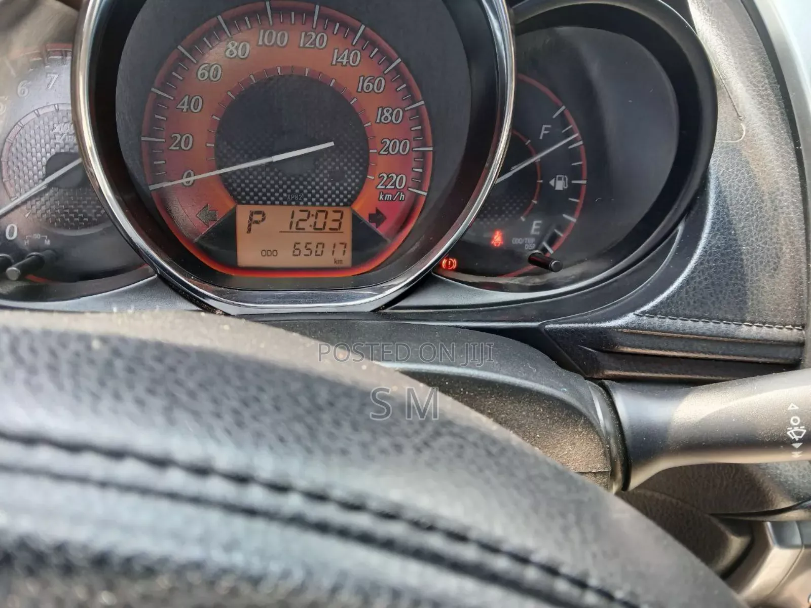 Toyota Yaris L Hatchback 3dr 2014 Silver