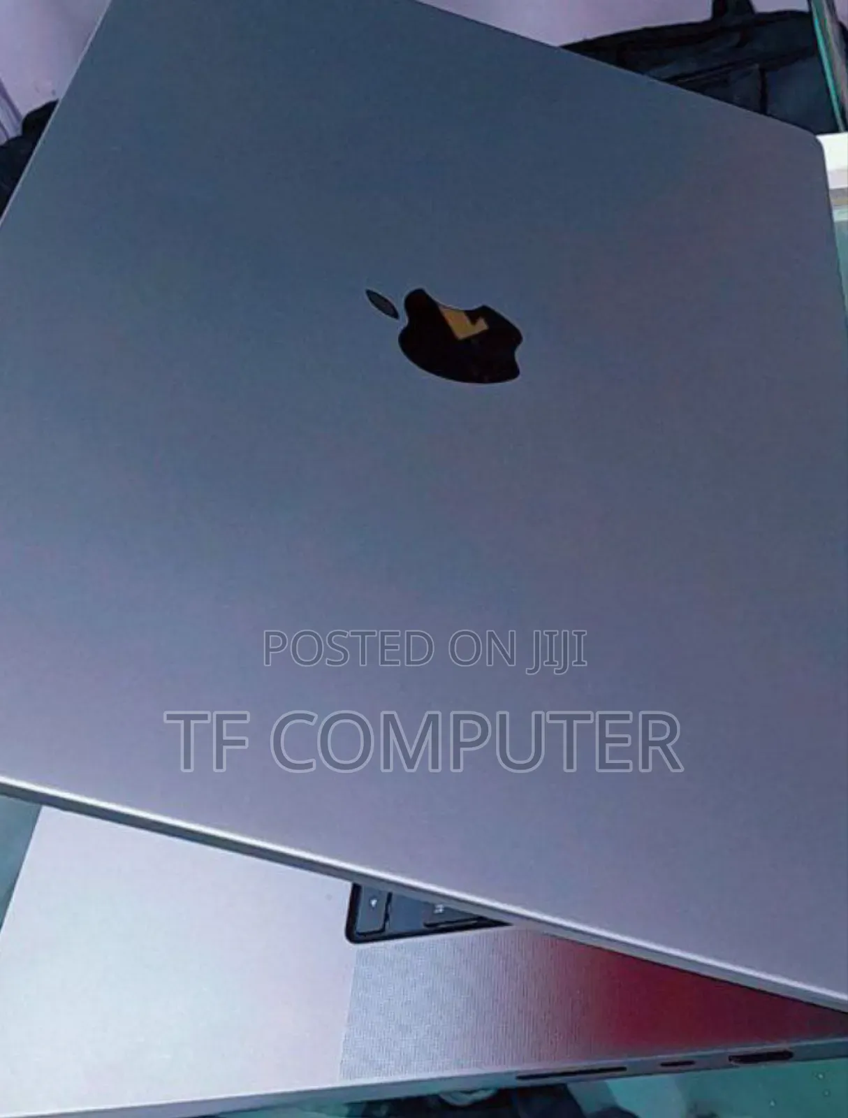 New Laptop Apple MacBook Pro 2021 M1 16GB Apple M1 Pro SSD 512GB