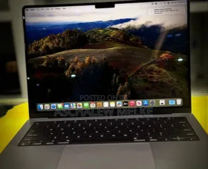 New Apple MacBook Pro 2023 M3 14-Inch 8GB Apple M3 Pro SSD 512GB