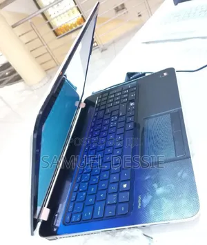 Laptop HP Pavilion 15 8GB AMD A6 HDD 1T