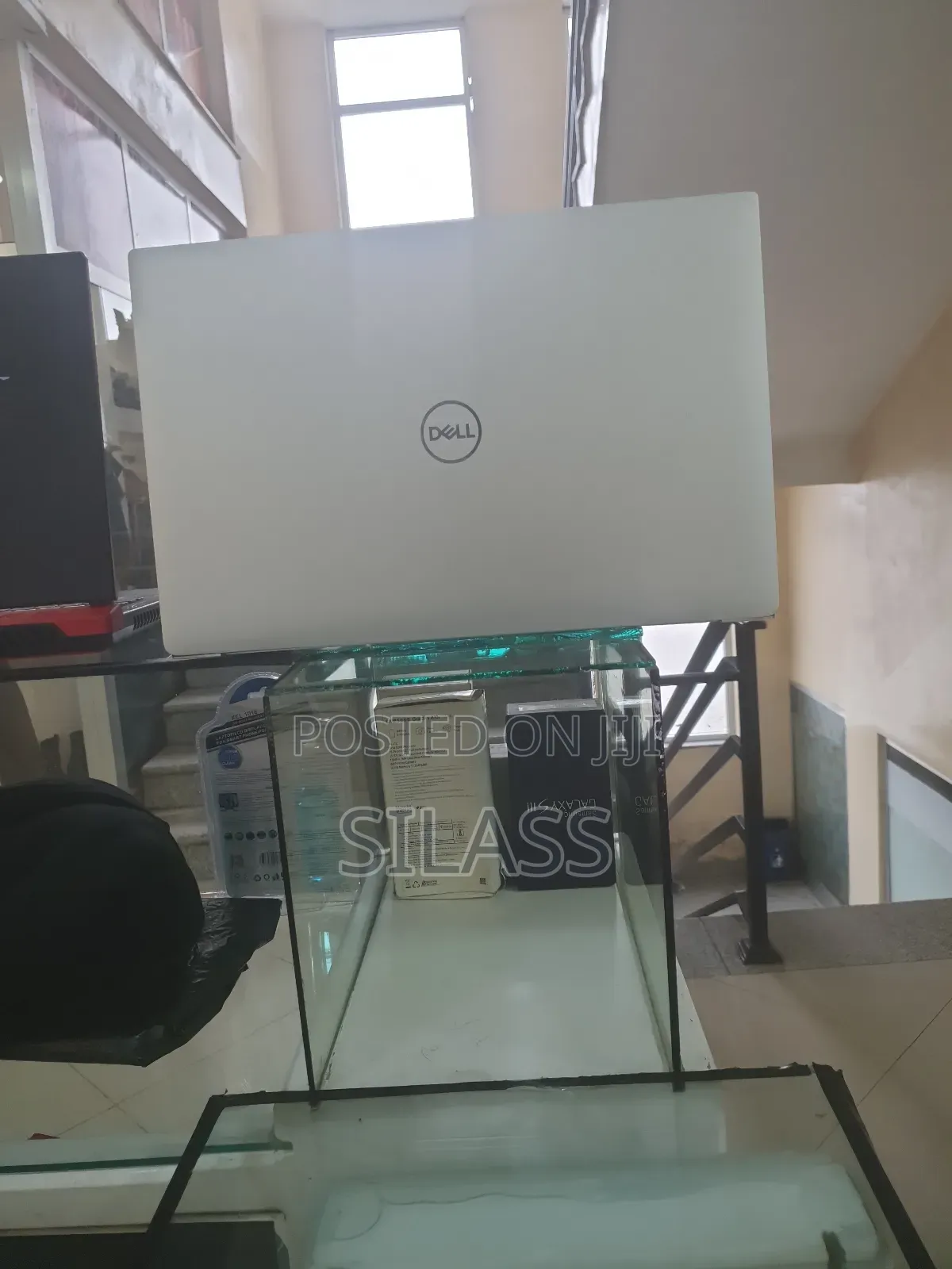 New Laptop Dell XPS 13 16GB Intel Core I7 SSD 512GB