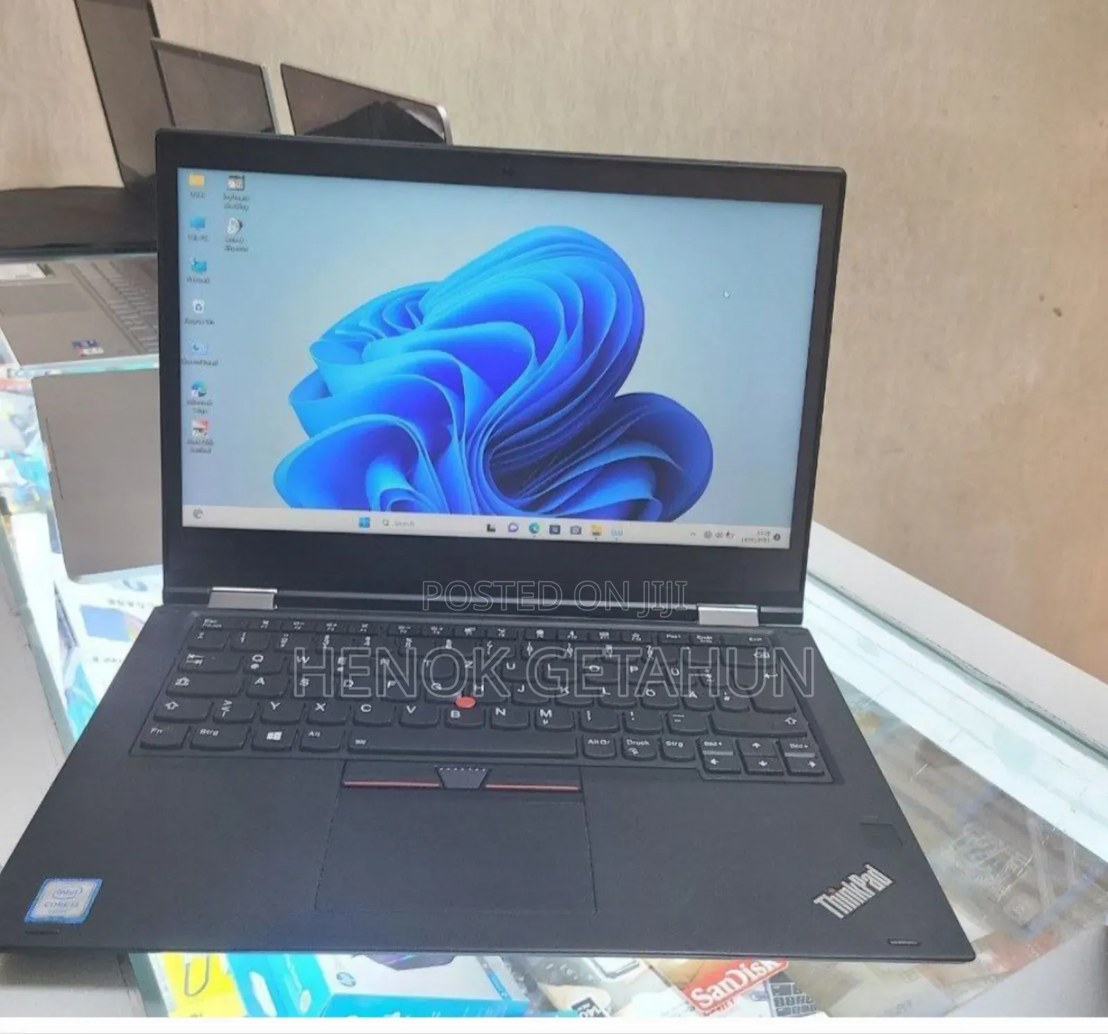 New Laptop Lenovo ThinkPad Yoga 370 8GB Intel Core I5 SSD 512GB