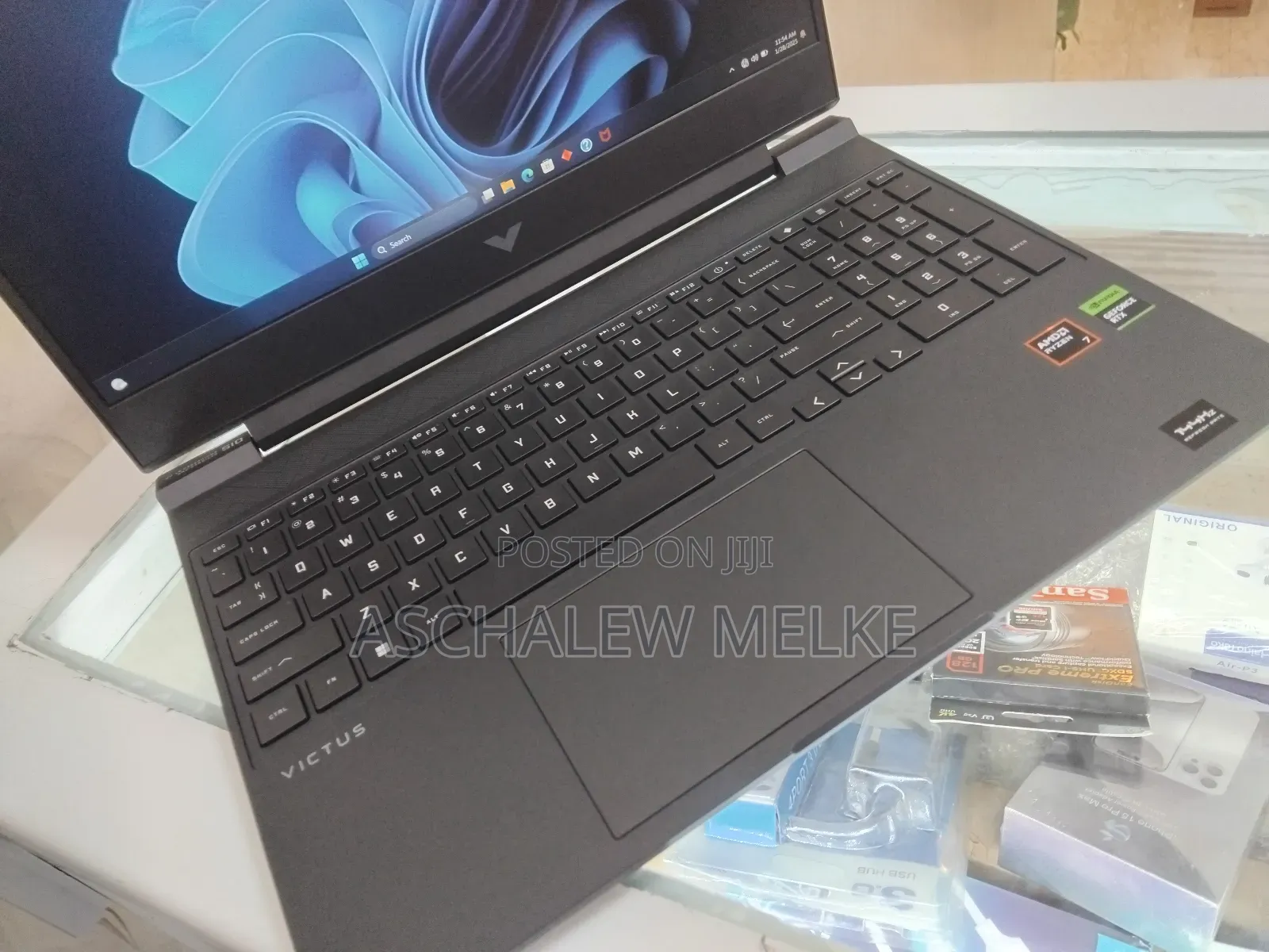 New Laptop HP Victus 16 16GB AMD Ryzen 7 SSD 1T