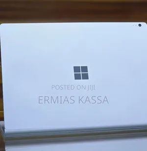 New Laptop Microsoft Surface Book 2 8GB Intel Core I5 SSD 256GB