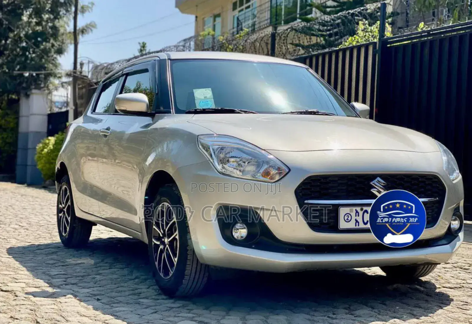 Suzuki Swift 2022 Silver