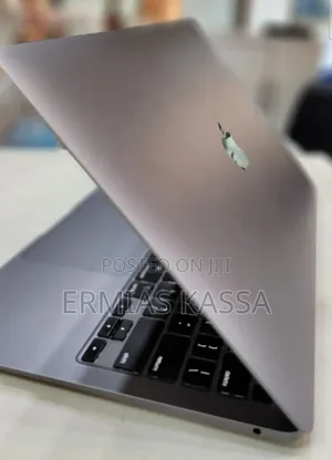 New Laptop Apple MacBook Air 2020 8GB Intel Core I3 SSD 256GB