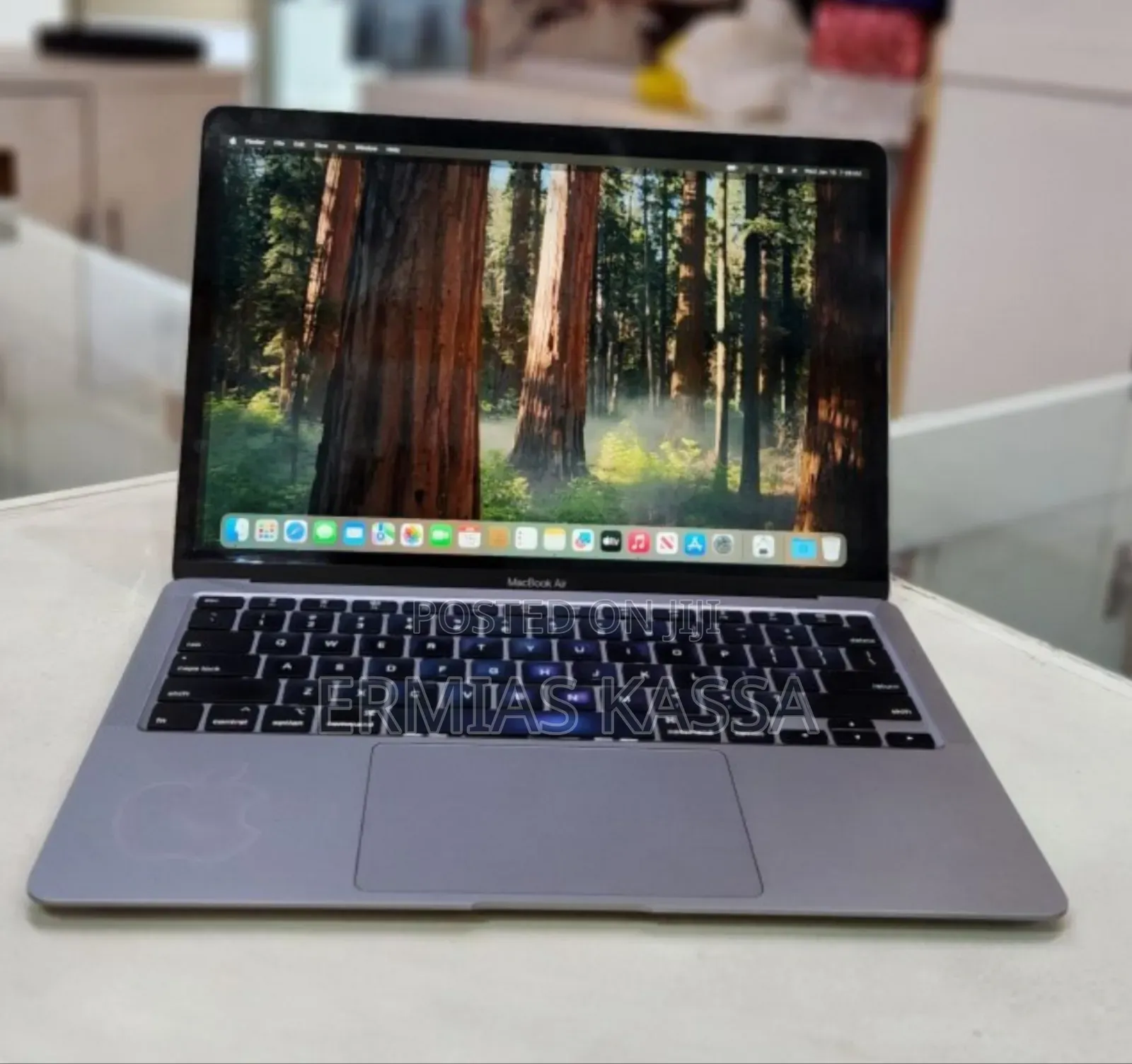 New Laptop Apple MacBook Air 2020 8GB Intel Core I3 SSD 256GB