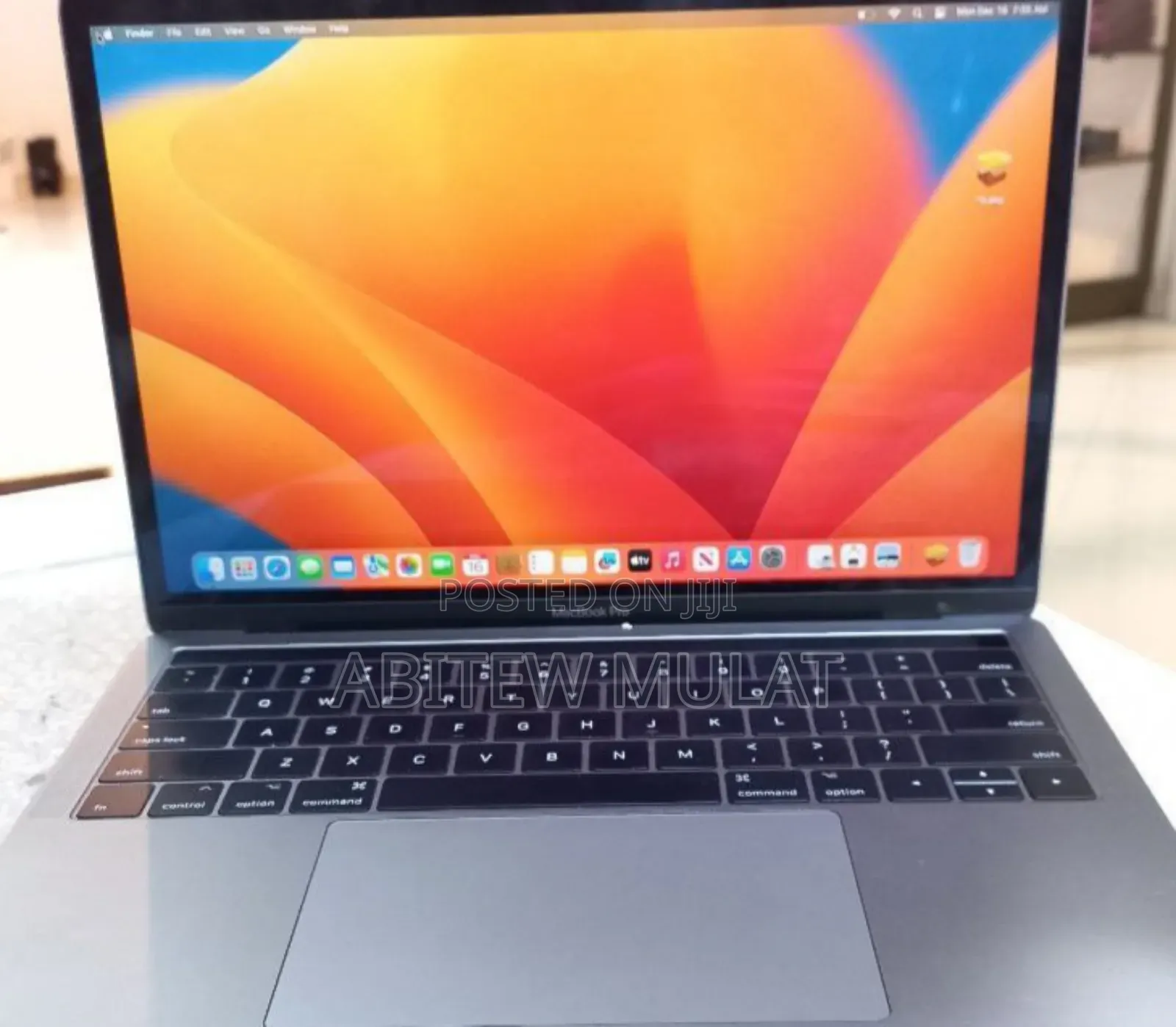 New Laptop Apple MacBook Pro 2017 8GB Intel Core i5 SSD 256GB