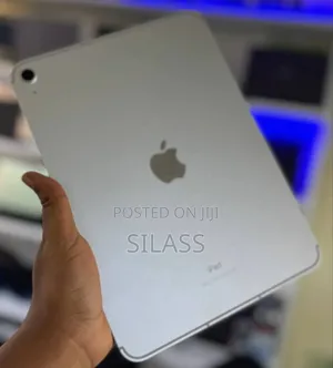 Photo - New Apple iPad 10.2 (2019) 256 GB Silver