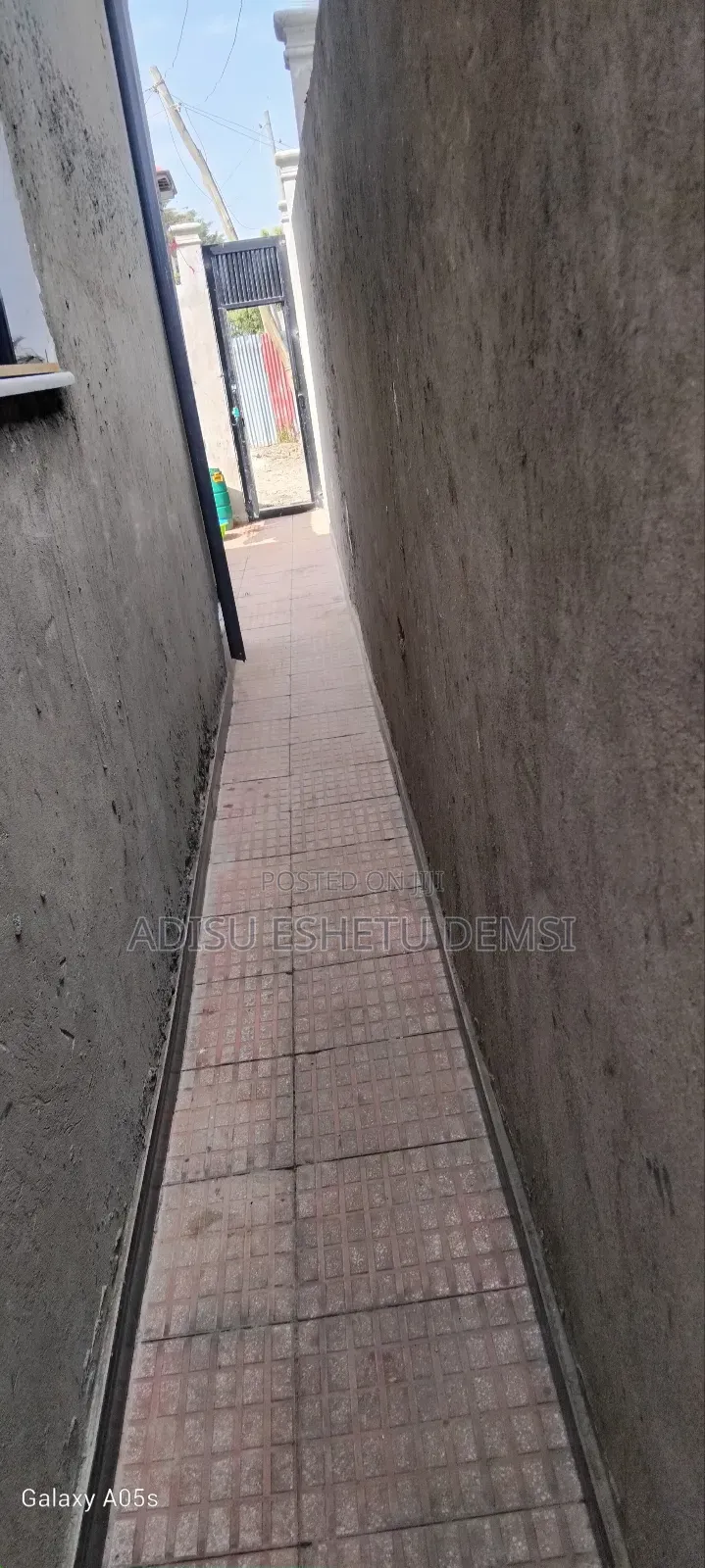 Furnished 5bdrm Villa in Laga Daadhi, Oromia-Finfinne for sale
