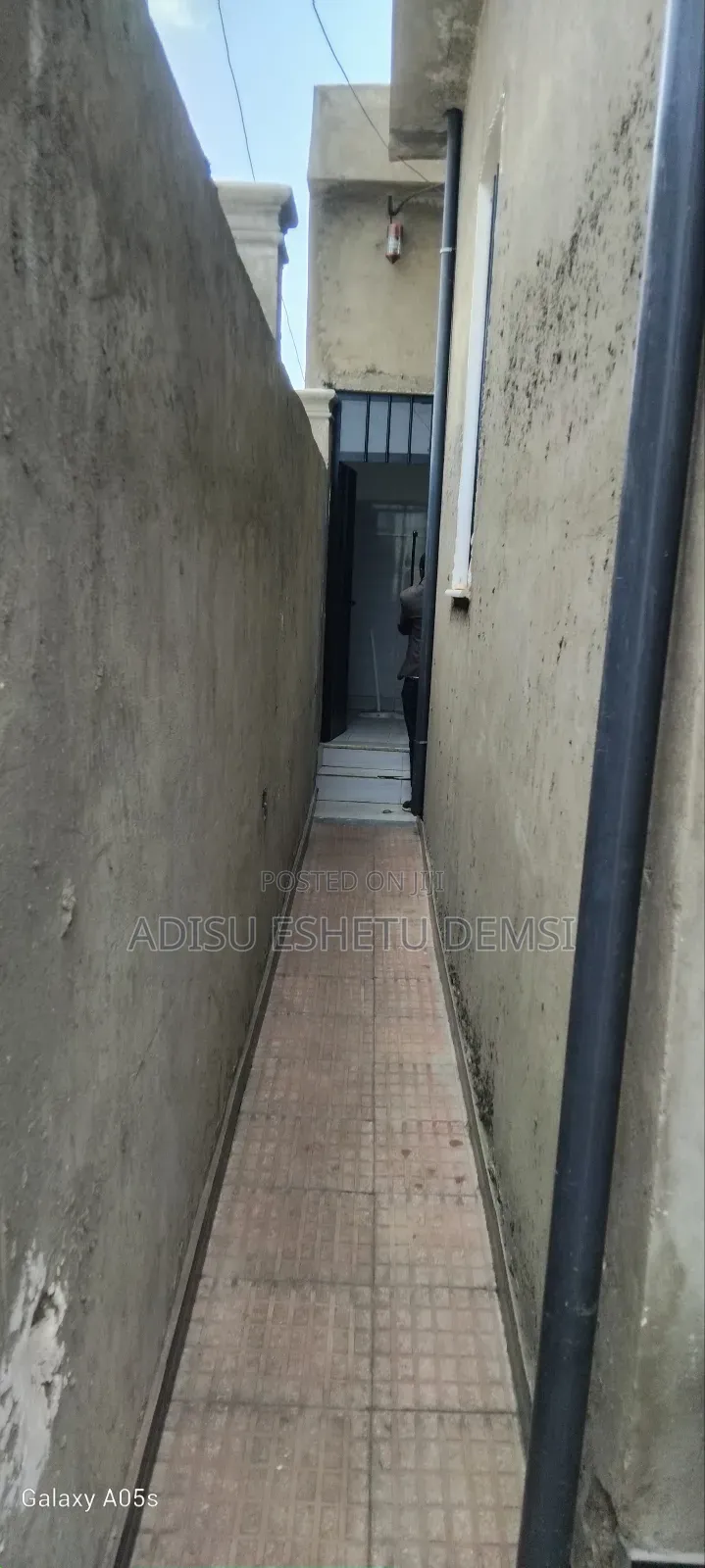 Furnished 5bdrm Villa in Laga Daadhi, Oromia-Finfinne for sale