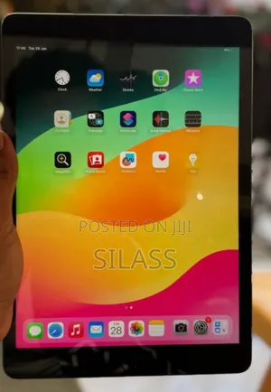 New Apple iPad 10.2 (2019) 64 GB Silver