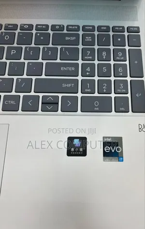 New Laptop HP Pavilion 15 16GB Intel Core Ultra 7 SSD 1T