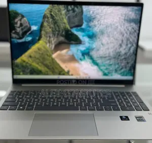 New Laptop HP Pavilion 15 16GB Intel Core Ultra 7 SSD 1T