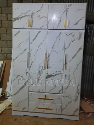 Photo - ቁምሳጥን በ ላምኔት የተሰራ 1.50** 244