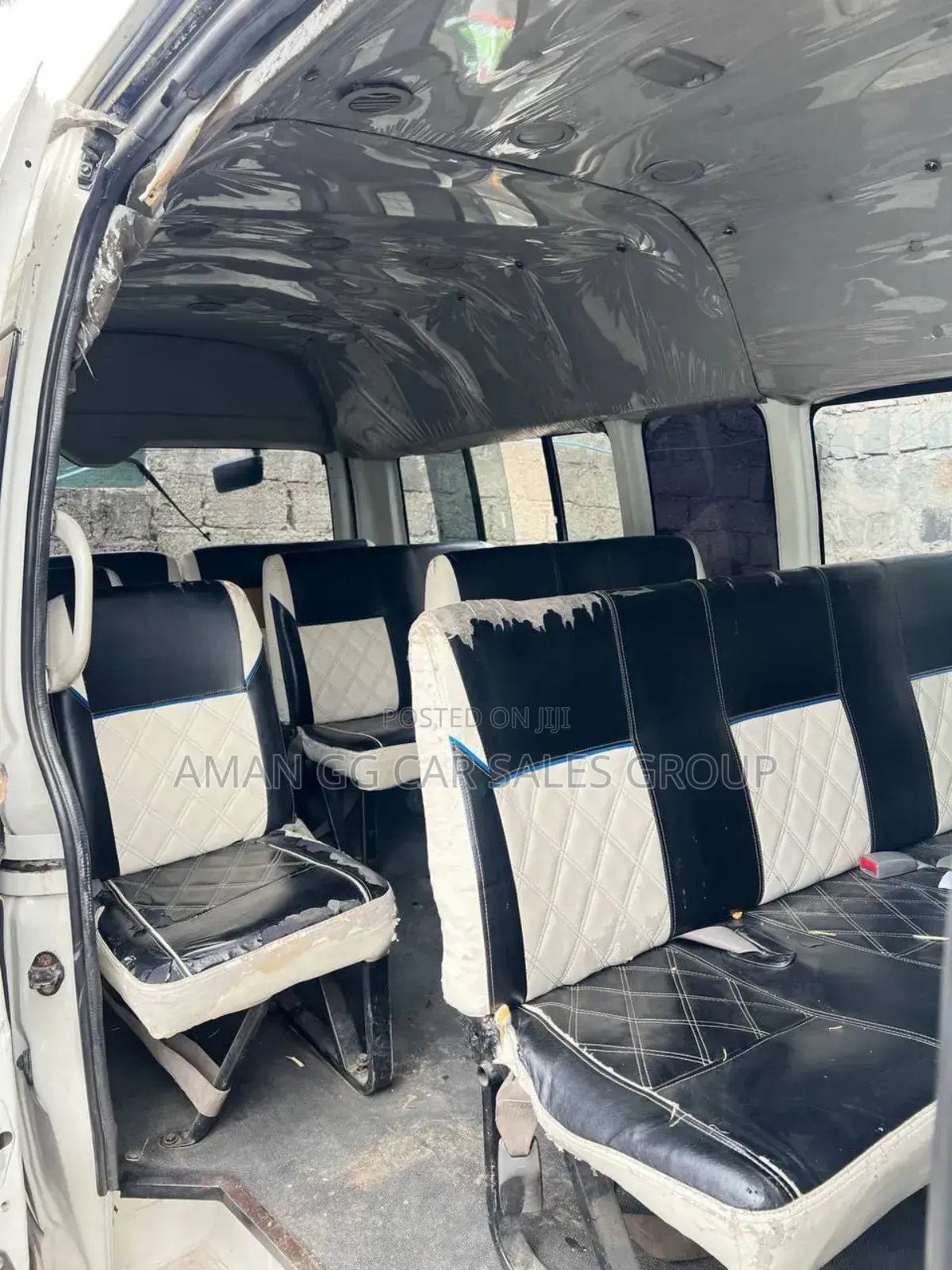 Toyota HiAce 2007 White