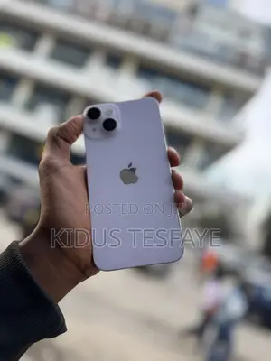 Photo - Apple iPhone 14 128 GB Purple
