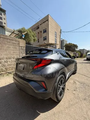 Toyota C-HR 2021 Gray