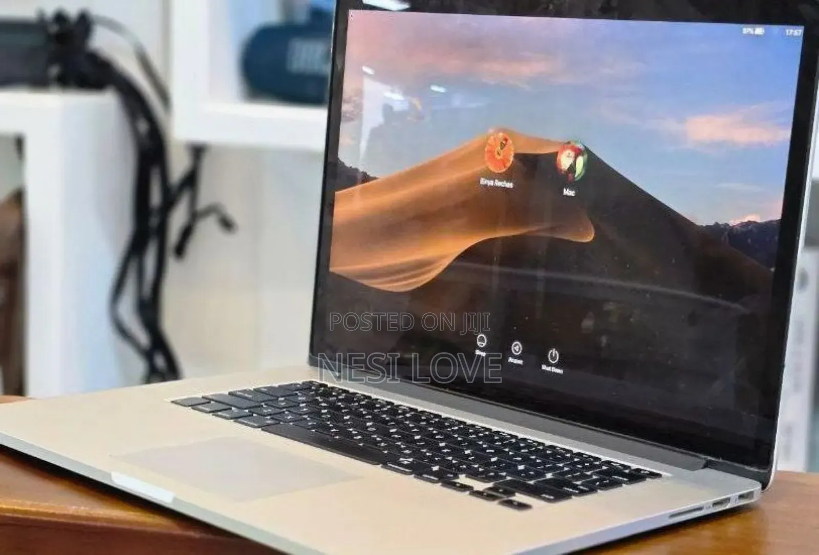 New Laptop Apple MacBook Pro 2015 16GB Intel Core i7 SSD 512GB