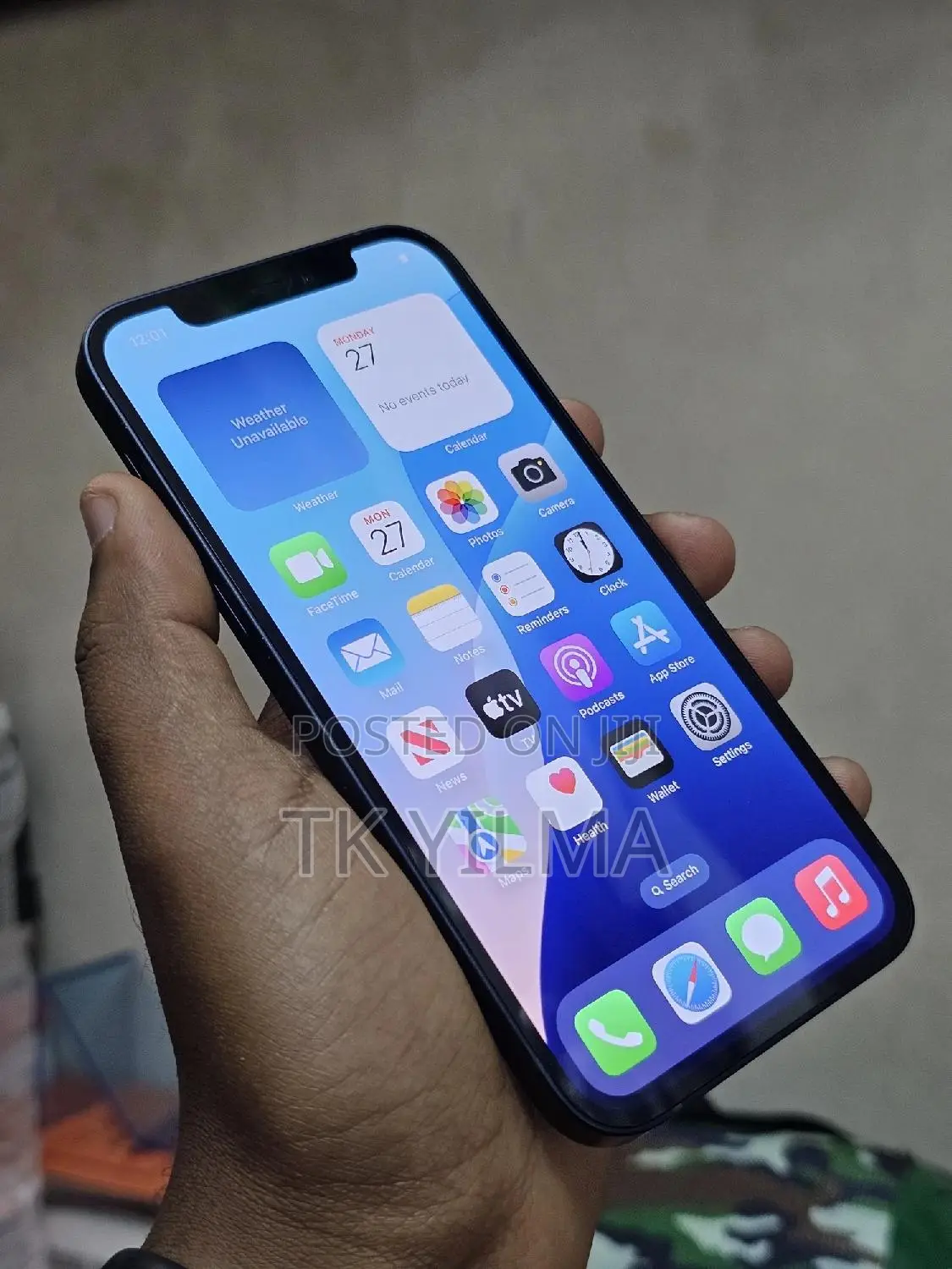 New Apple iPhone 12 64 GB Black