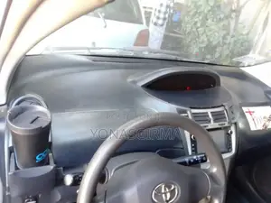 Toyota Yaris 2007 Silver