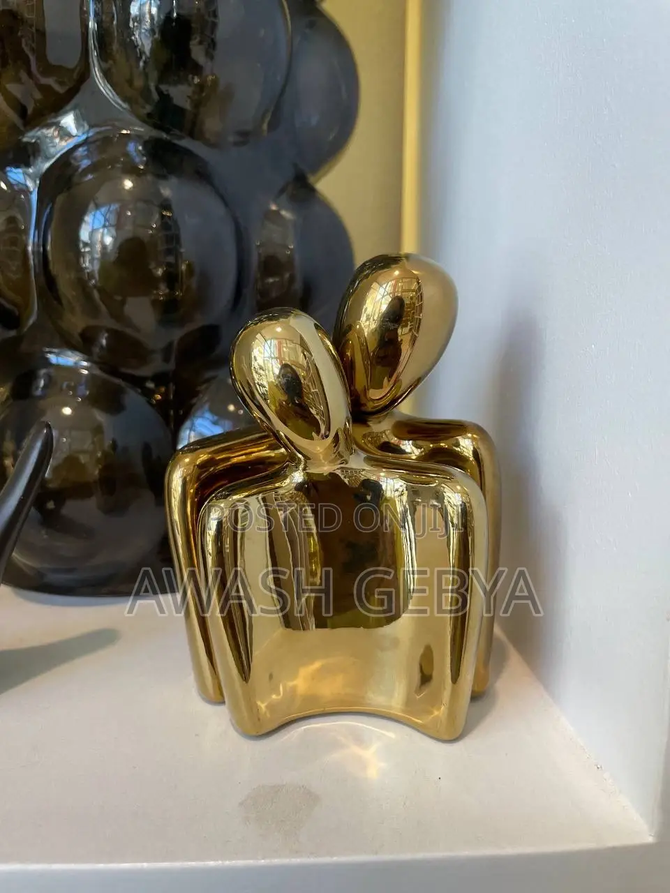 Valentine's Day Lovers Statue Figurine Kissing