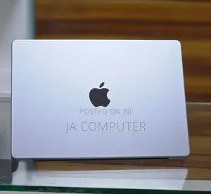 New Apple MacBook Pro 2023 M3 Pro 14-Inch 16GB Apple M3 Max SSD 512GB