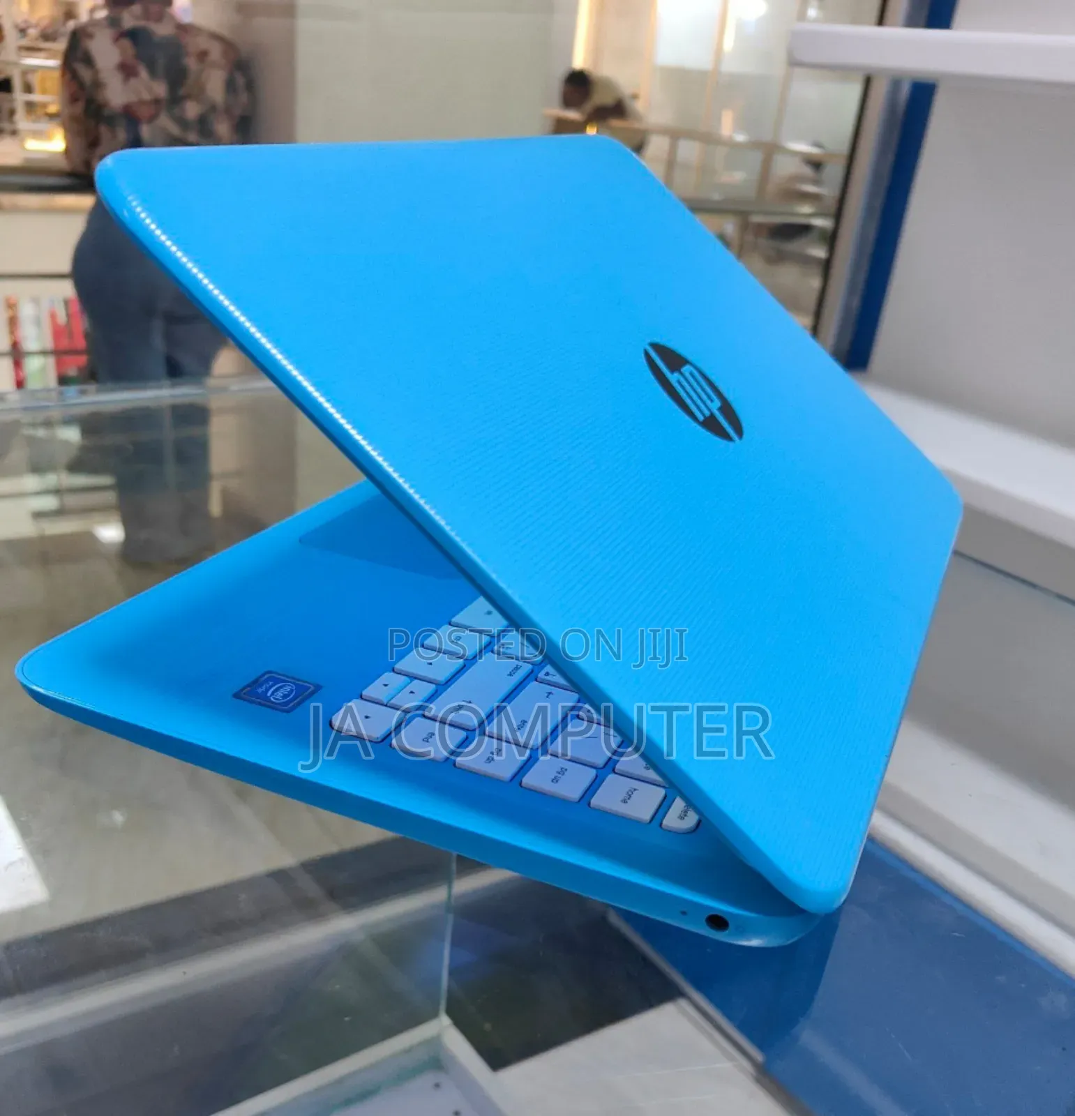 New Laptop HP Stream Notebook 2GB Intel Celeron SSD 48GB