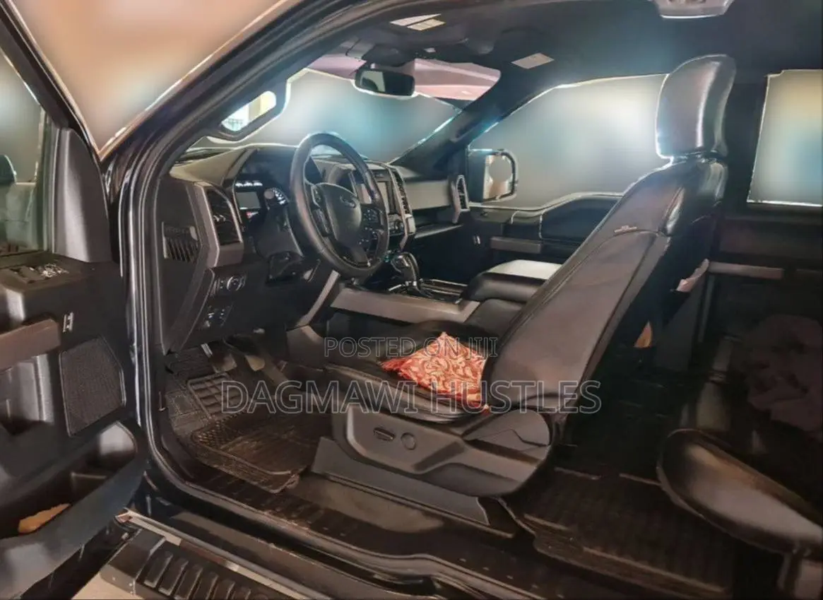 Ford F-150 2020 Black