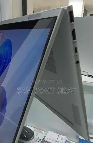 New Laptop HP Envy X360 16GB Intel Core I7 SSD 1T