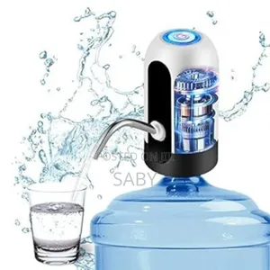 ከ"ጃር" ላይ የመጠጥ ዉሃ የሚስብ ተንቀሳቃሽ ማሽን