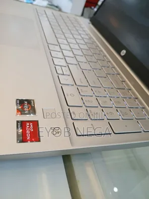 New Laptop HP Pavilion 15 8GB AMD Ryzen 5 SSD 512GB