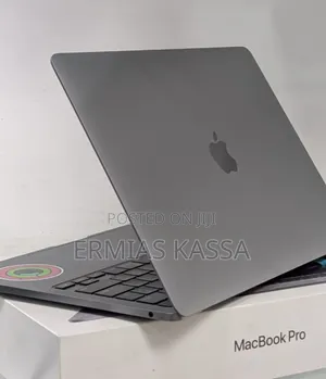 Photo - New Laptop Apple MacBook Pro M1 8GB Apple M1 Pro SSD 512GB