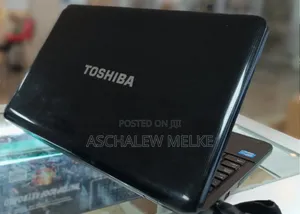 Laptop Toshiba Satellite C850 4GB Intel Core I3 HDD 500GB