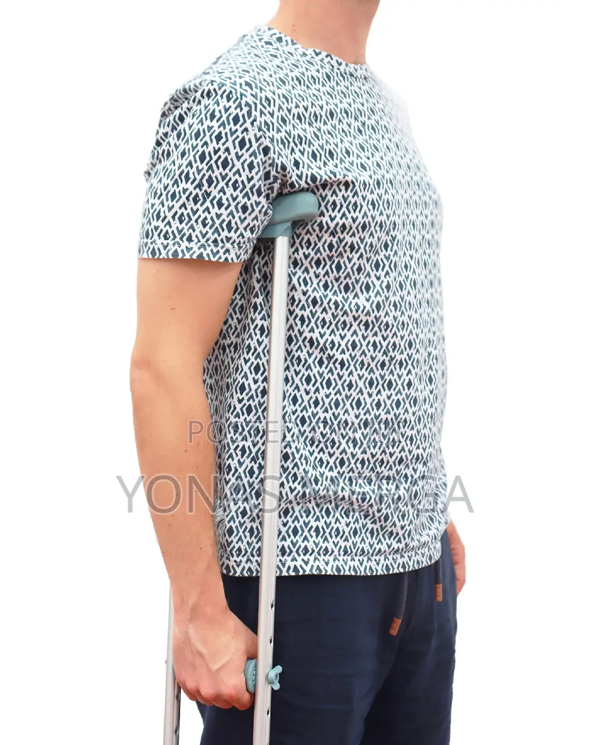 Axillary Crutches Al.Deluxe Medium John’S諡locking Button