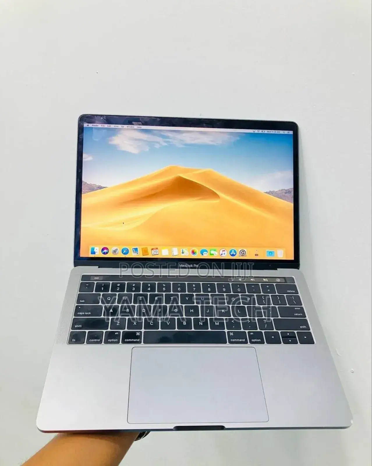 New Laptop Apple MacBook Pro 2016 16GB Intel Core I7 SSD 512GB