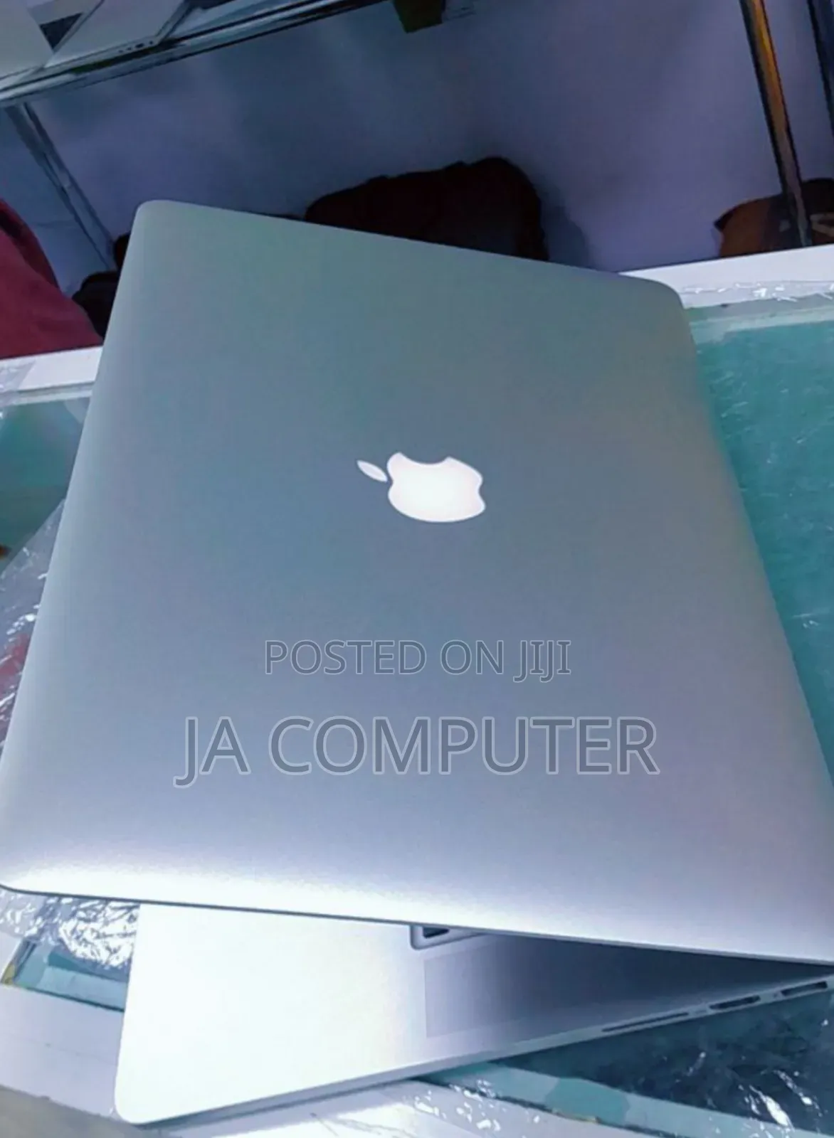 New Laptop Apple MacBook Pro 2015 16GB Intel Core I7 SSD 512GB