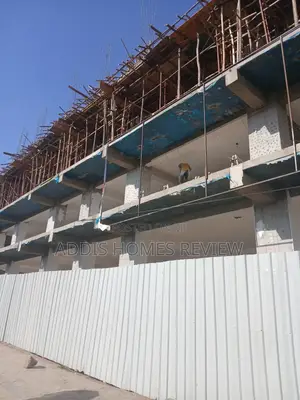 80% የተጠናቀቁ የንግድ ሱቆችን ሞል ላይና ኮምፓውንድ አፓርትመንቶችን በሽያጭ ላይ