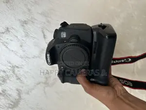 Photo - Canon 60d Body Only + Battery Grip