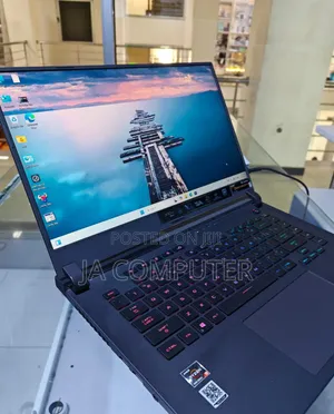 New Laptop Asus ROG Zephyrus G15 32GB AMD Ryzen 9 SSD 512GB