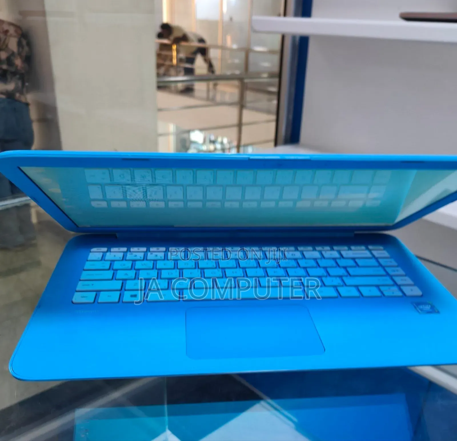 New Laptop HP Stream Notebook 2GB Intel Celeron SSD 48GB