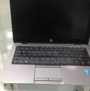 Photo - New Laptop HP EliteBook 820 G1 8GB Intel Core i7 SSD 1T