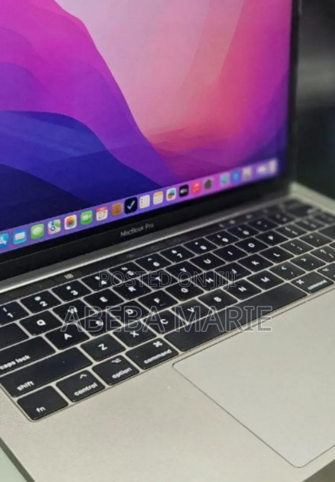 New Laptop Apple MacBook Pro 2017 8GB Intel Core I5 SSD 256GB