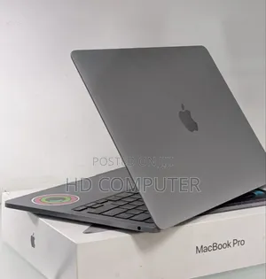 Photo - New Laptop Apple MacBook Pro 2020 M1 8GB Apple M1 Pro SSD 512GB